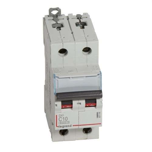 Magnetotermisk DX3 2P 10A Kurva C 6/10kA med referens 407798 från LEGRAND