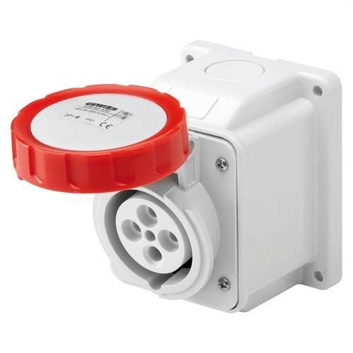 Fast bas för yta vid 10º. IP67 3P+T 32A 400V 6H med referens GW62441 från GEWISS