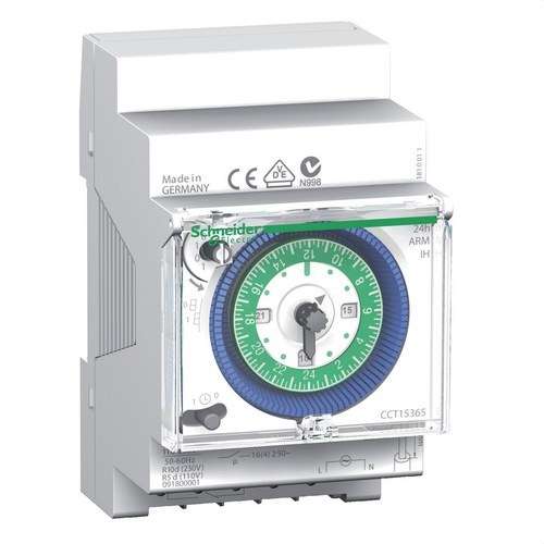Analog timerbrytare IH 24H med 3 moduler 150H 1C-16A med referens CCT15365 från SCHNEIDER ELECTRIC