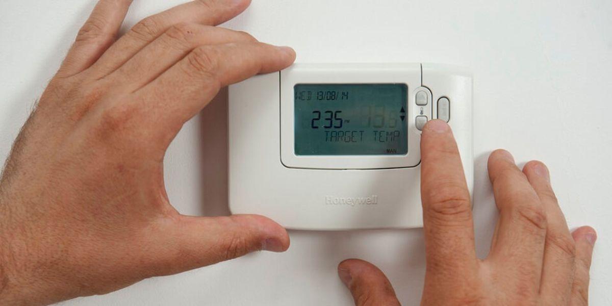 Digital thermostat
