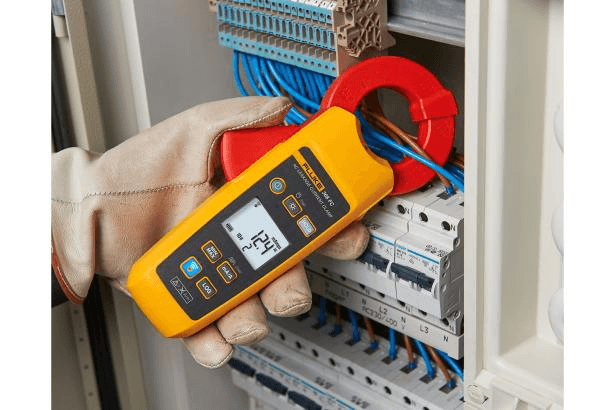 Fluke 368 FC sann effektivvärde läckströmtång med referens 4709907 från FLUKE