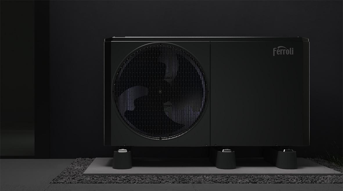 Monoblock värmepump aerotermi R290 Ferroli OMNIA Life M 4 kW med fjärrkontroll med referens 4B4770049 från FERROLI