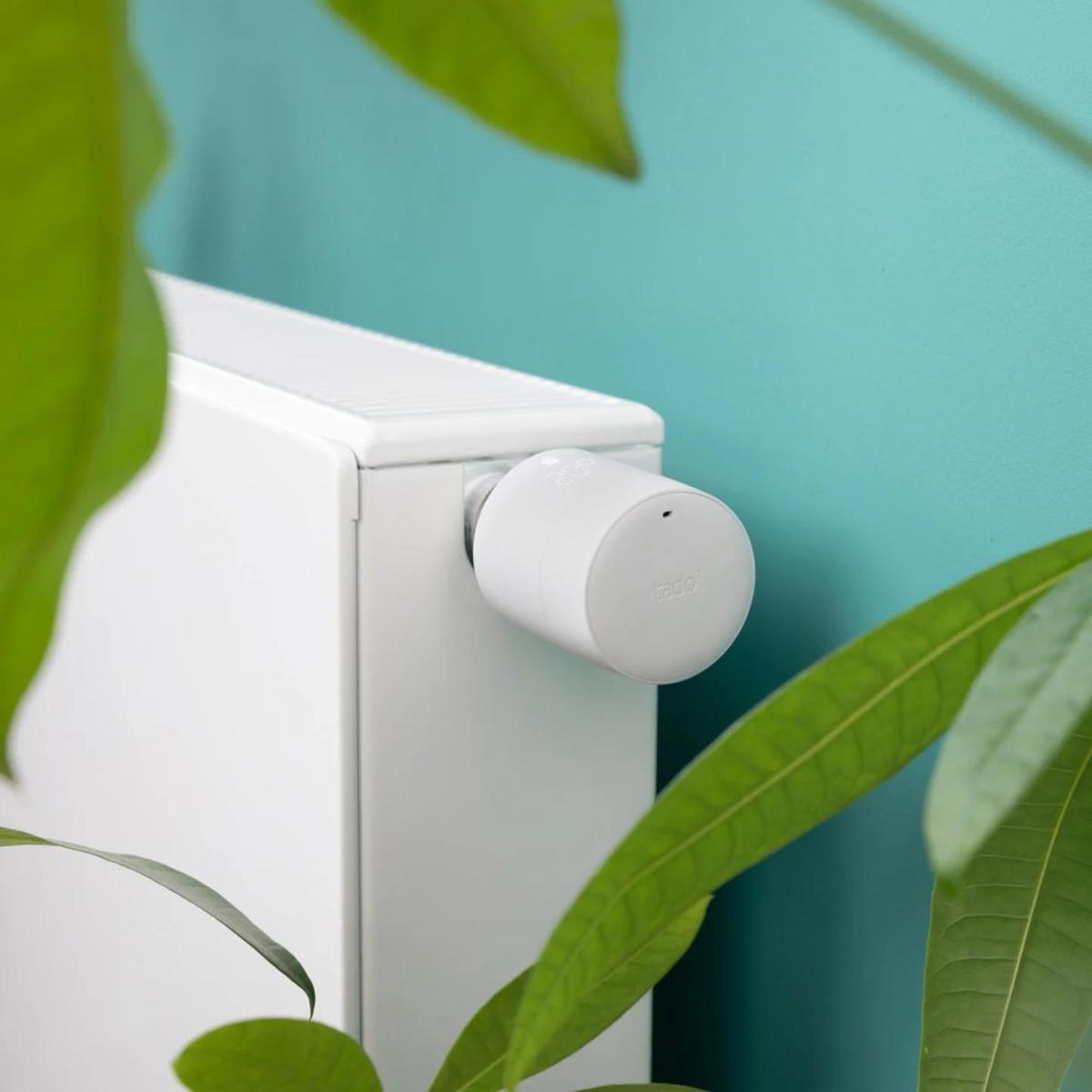 Pack of 4 Tado V3+ Smart Thermostatic Radiator Valves with reference SRT 4 from the brand TADO