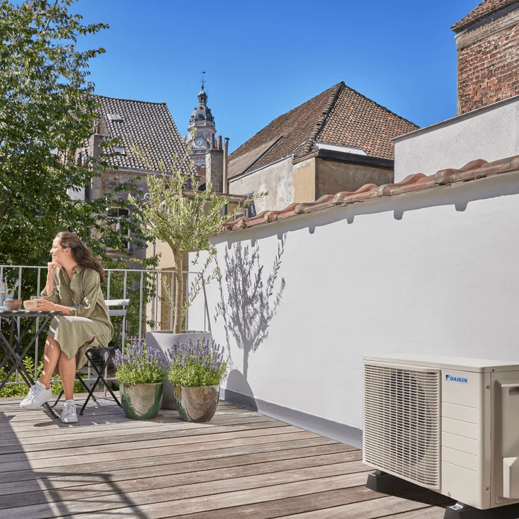 Luftkonditionering 3x1 med wifi Daikin Perfera 2,0 kW + 2,5 kW (2) med referens KITDAIPER3MXM52A202525 från DAIKIN